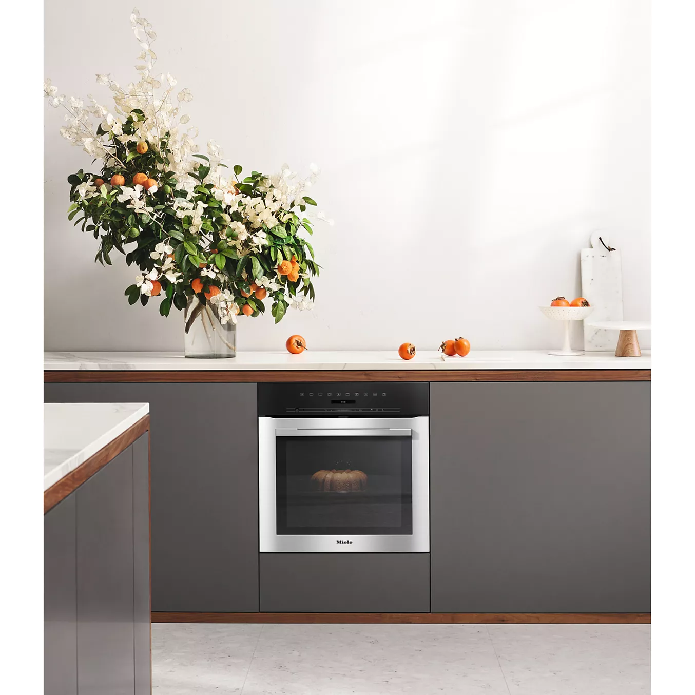 Four encastrable MIELE H7161BP